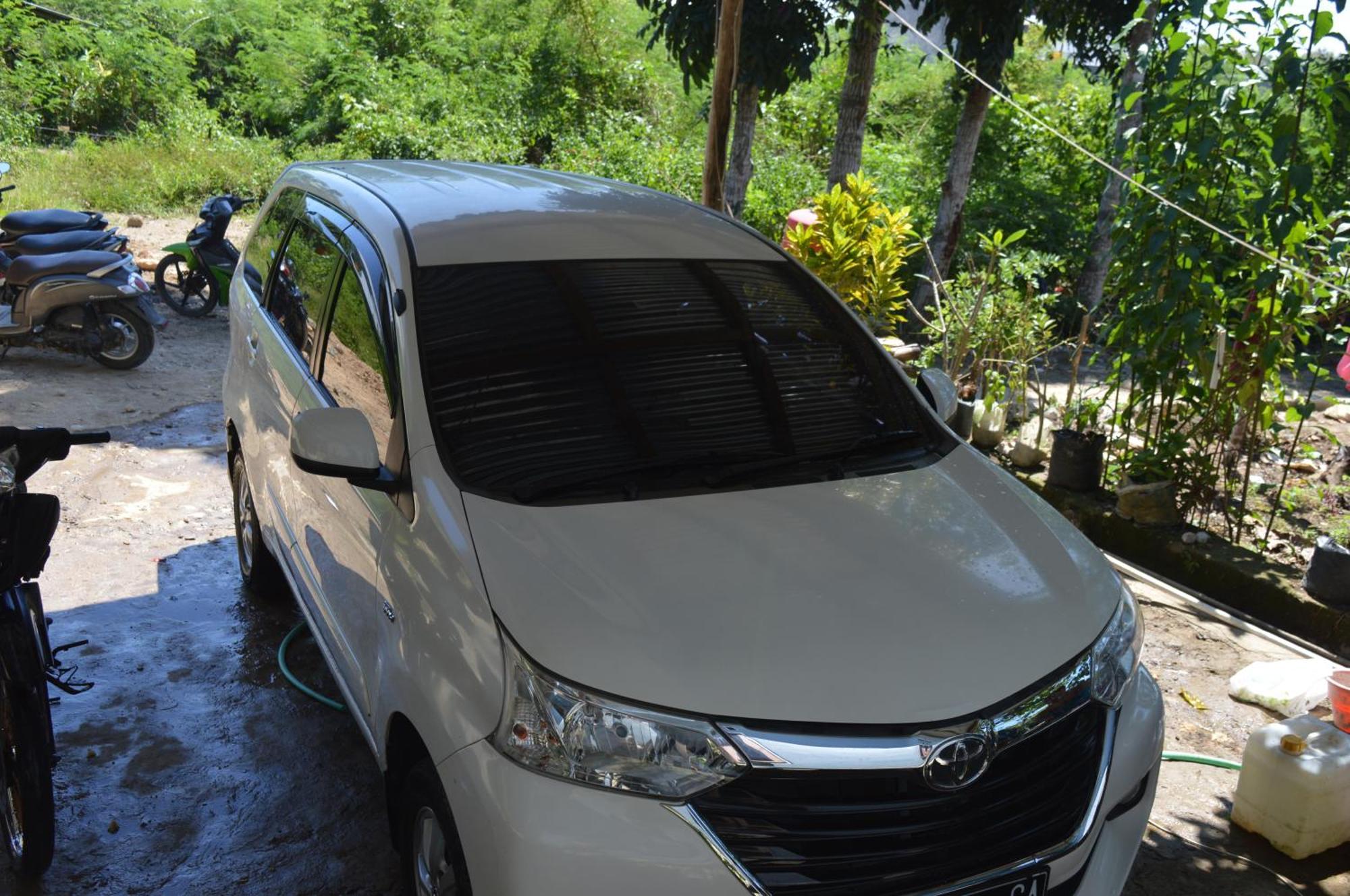 Labuan Bajo Mahoni Guesthouse 外观 照片
